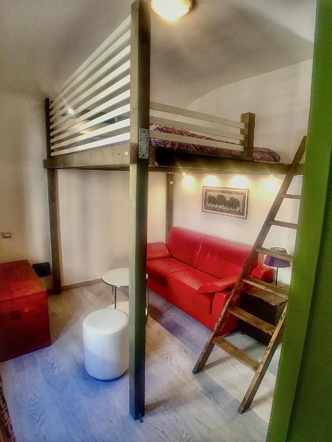 Appartamento In Tranquillo Borgo Vicino Al Centro Turin Luaran gambar
