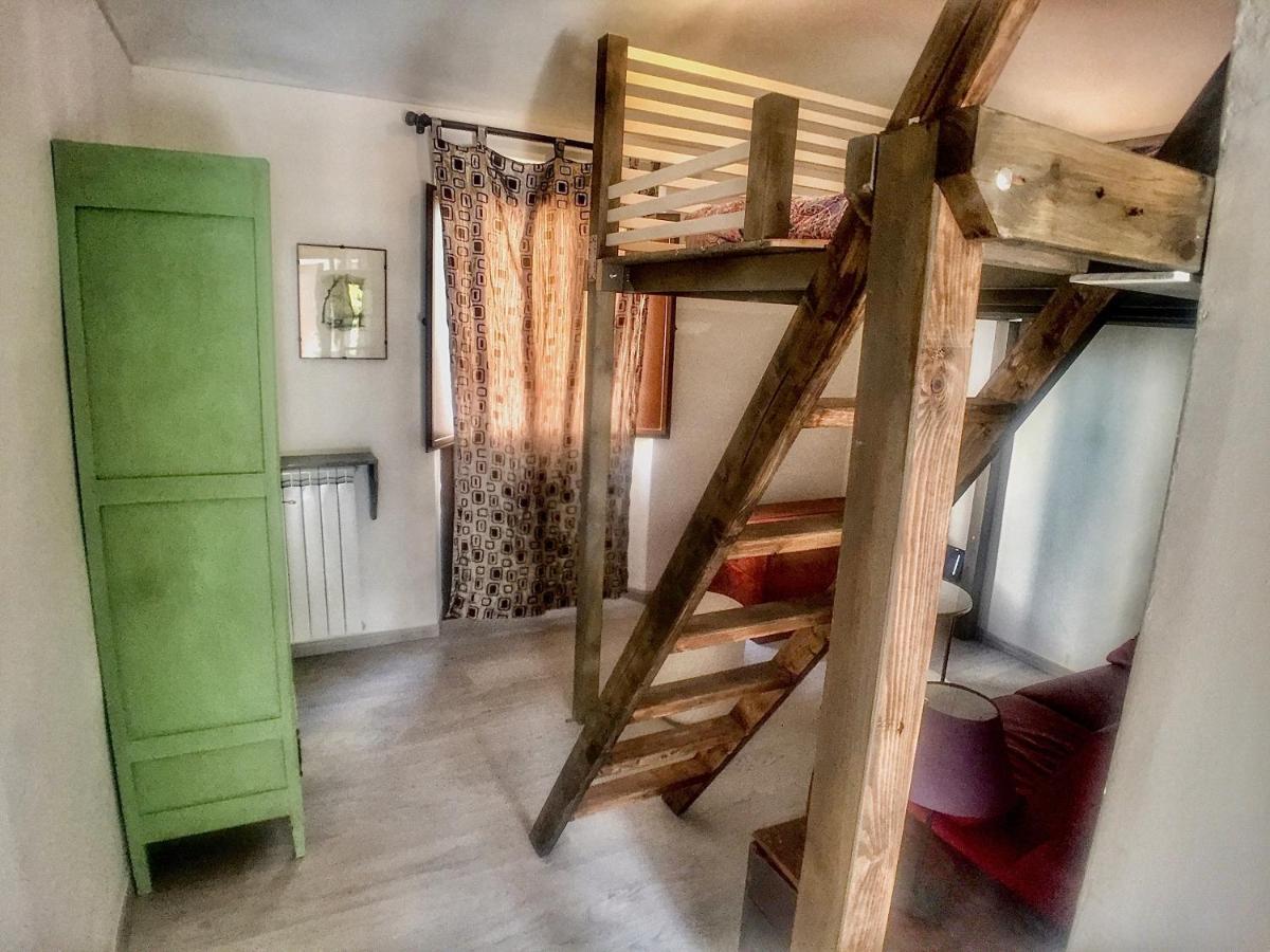 Appartamento In Tranquillo Borgo Vicino Al Centro Turin Luaran gambar